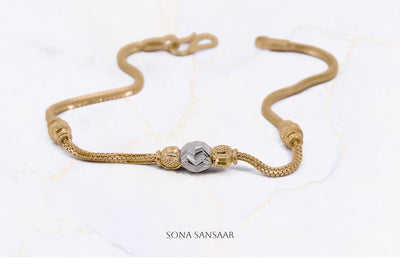 Central Two-Toned Ball Bracelet | Sona Sansaar