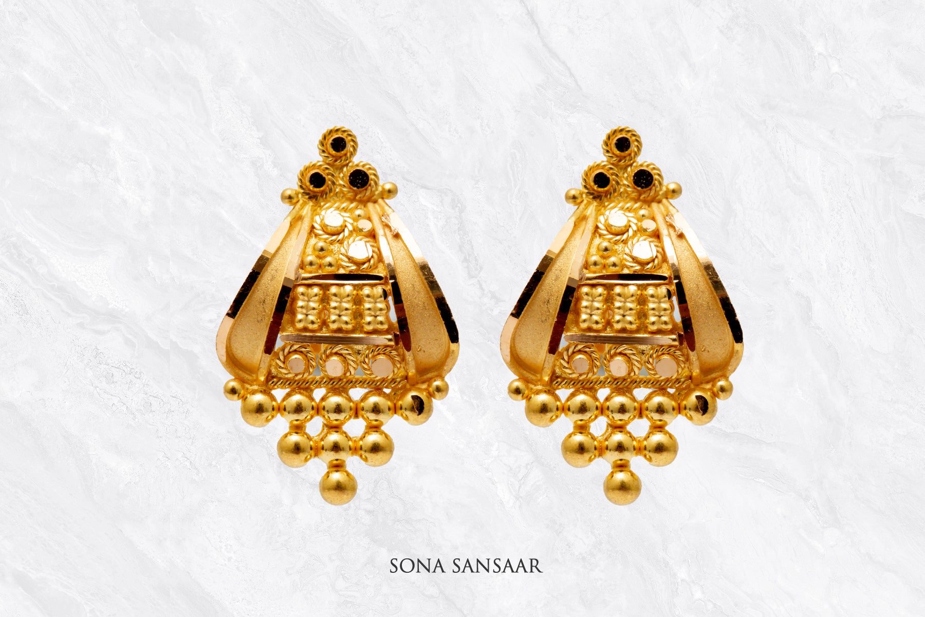Mandira Gold Culcutti Studs | Sona Sansaar