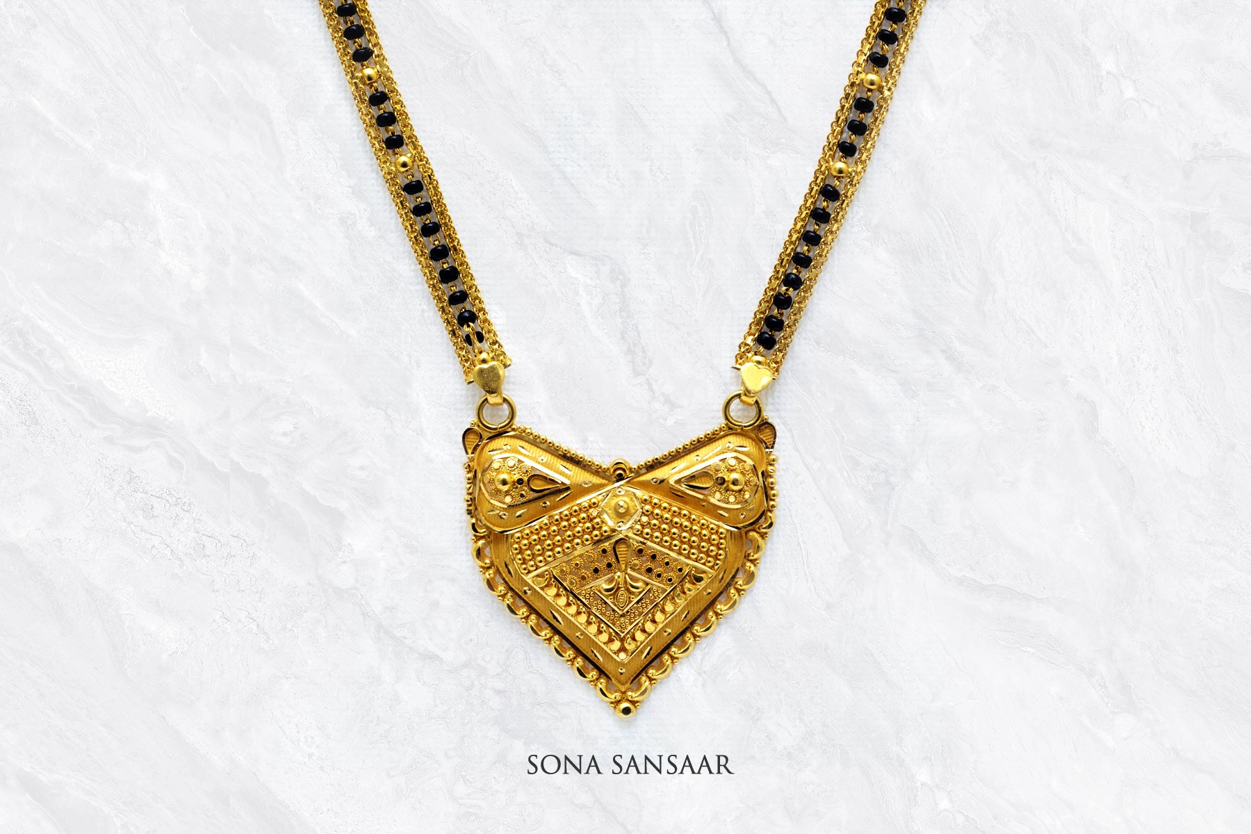 Golden Heart Mangalsutra | Sona Sansaar