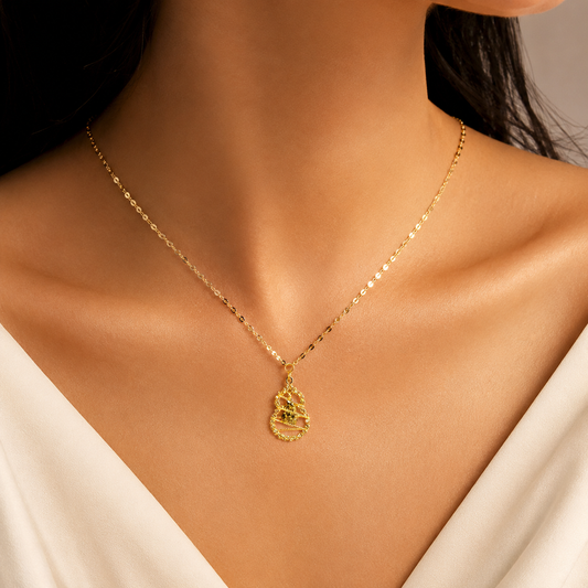 Exquisite 22K Yellow Gold Fancy Delicate Italian Chain with Floral Pendant | 3.58g High-Purity Solid Gold, Intricate Cutout Textured Fine Necklace Set