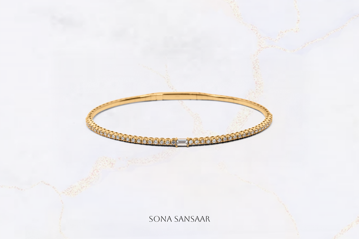 18K Yellow Gold Flexi Bangle with Rectangular Diamond Centerpiece | Sona Sansaar