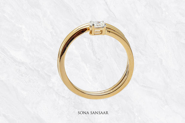 Eternal Loop Diamond Ring | Sona Sansaar