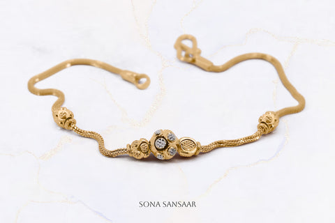Minimal Link Two-Toned Ball Bracelet | Sona Sansaar