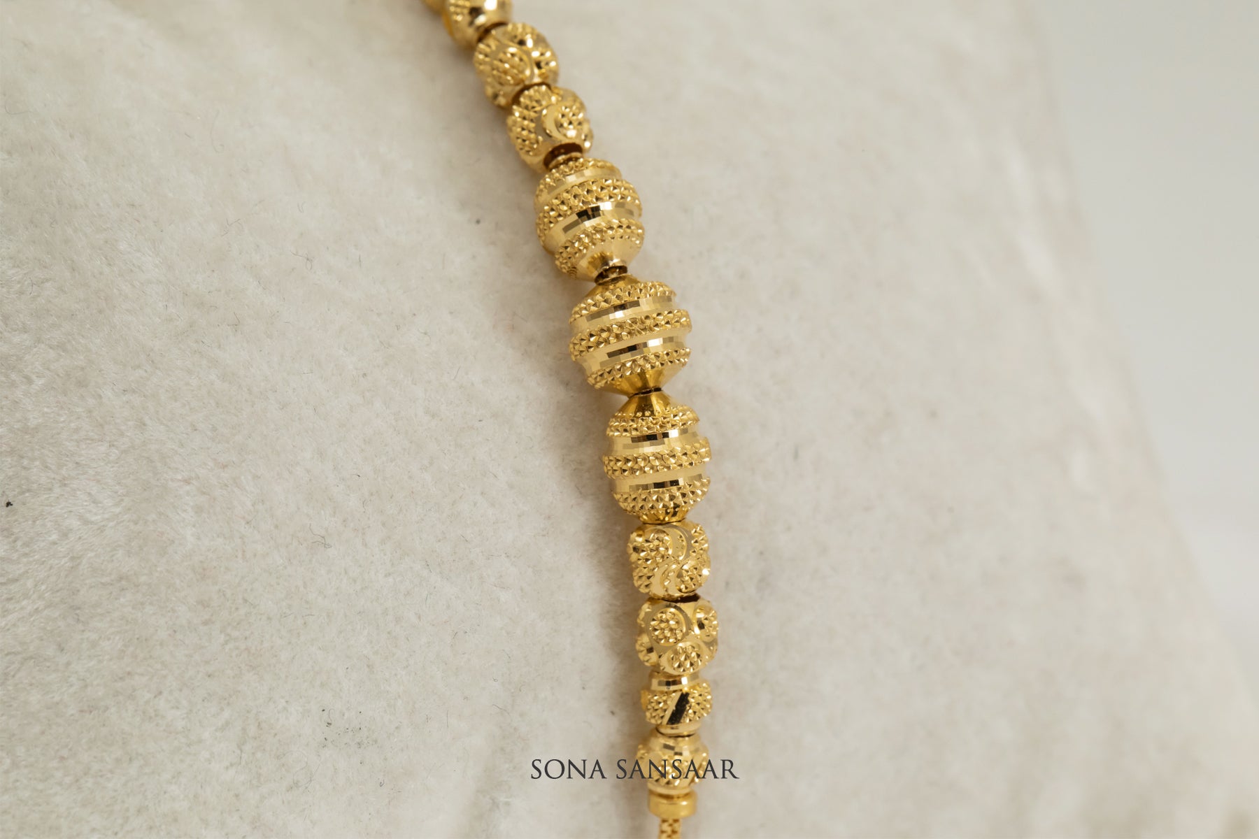 Stellar Gold Ball Bracelet | Sona Sansaar