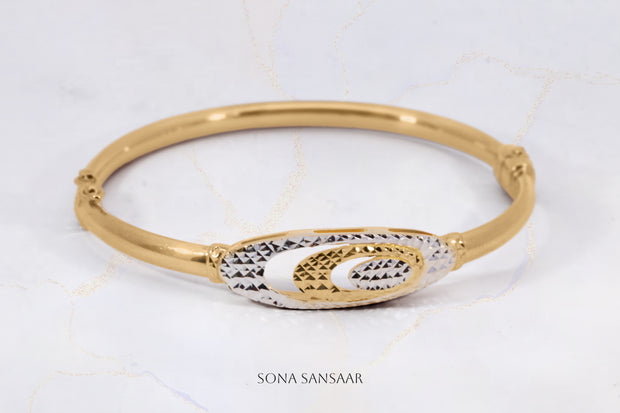 Tiered Two-Toned Spring Clasp Gold Bangle | Sona Sansaar