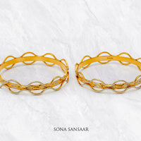 Thumbnail for Velura Two Tone Gold Bangle Pair | Sona Sansaar