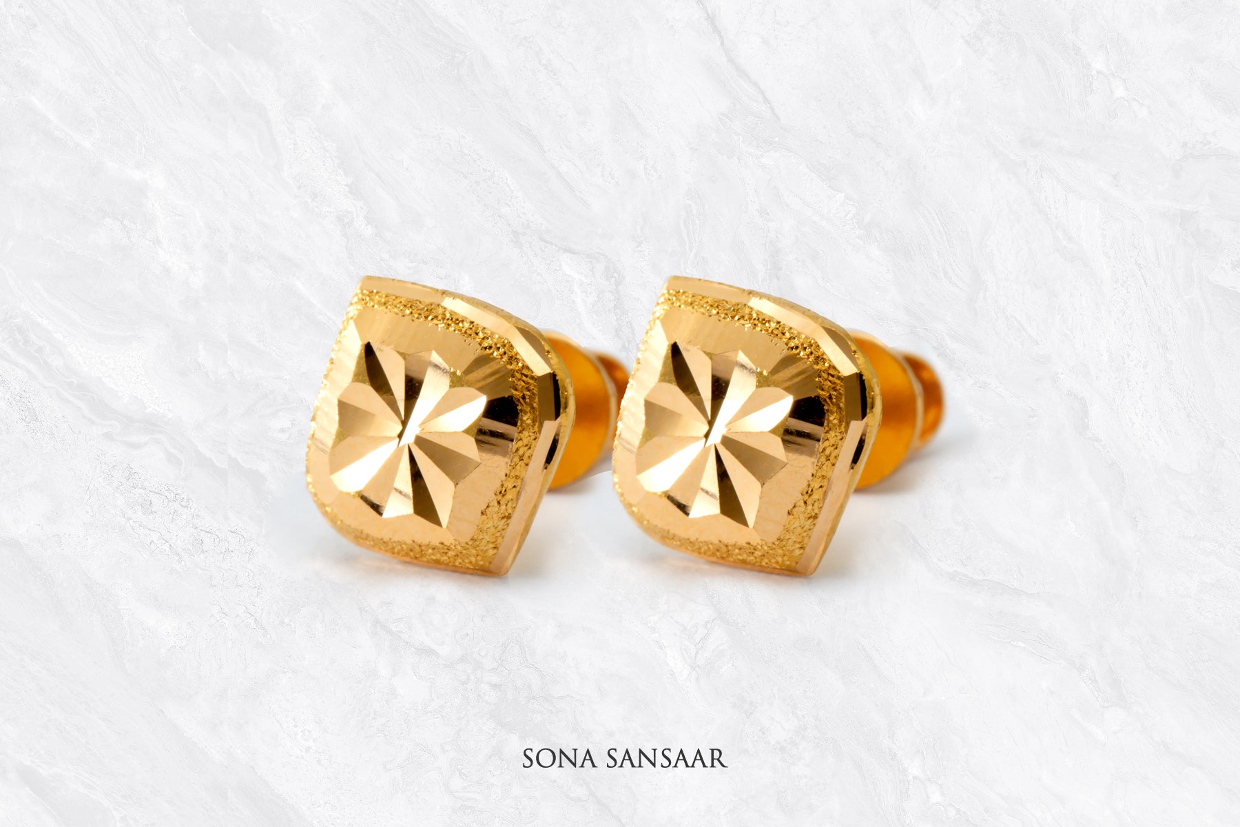 Vistara Gold Culcutti Studs | Sona Sansaar