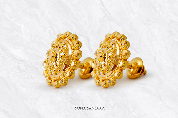 Kalika Gold Culcutti Studs | Sona Sansaar