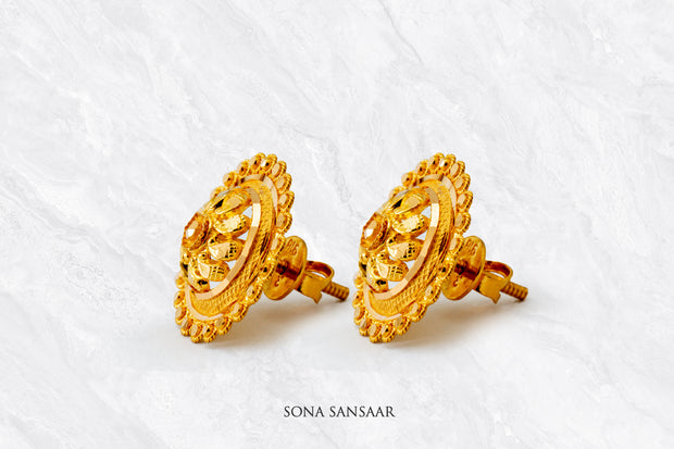 Ravya Gold Culcutti Studs | Sona Sansaar