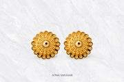Padmara Gold Culcutti Studs | Sona Sansaar