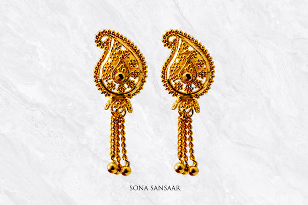 Mrinali Gold Culcutti Hanging Studs | Sona Sansaar
