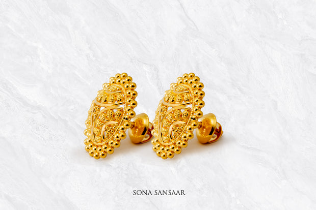 Vilasita Gold Culcutti Studs | Sona Sansaar