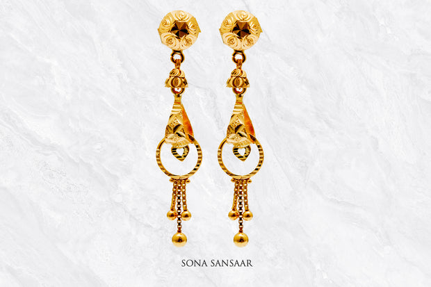 Manjari Gold Studs with Detachable Hangings | Sona Sansaar