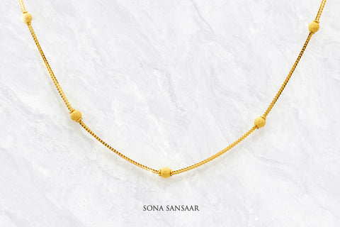 Solo Essence Short Ballmala Necklace | Sona Sansaar