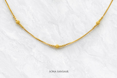 Gleam Short Ballmala Necklace | Sona Sansaar