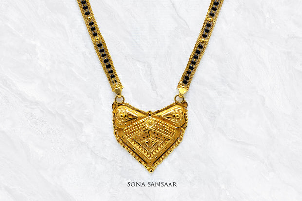 Golden Heart Mangalsutra | Sona Sansaar