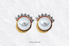 Crowned Pearl Gold Pendant and Earring Set | Sona Sansaar