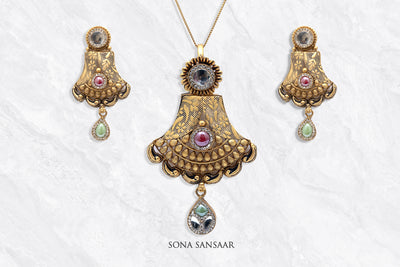 Echoes Pendant and Earrings Set | Sona Sansaar