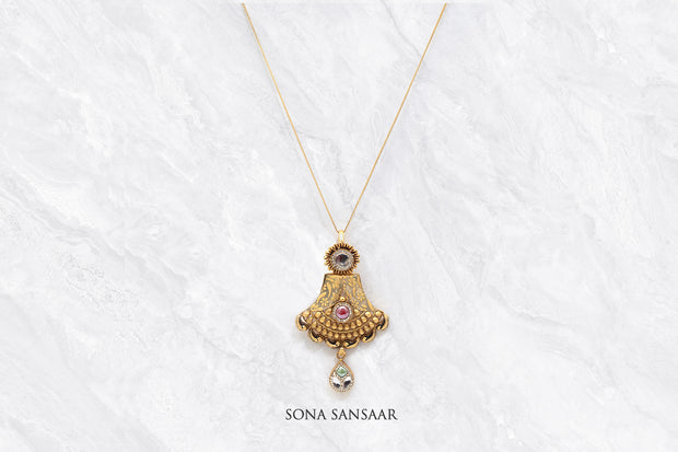 Echoes Pendant and Earrings Set | Sona Sansaar