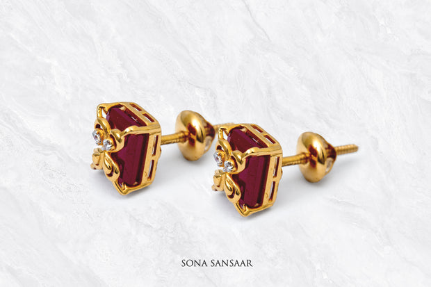 Lalima Gold Pendant and Earring Set | Sona Sansaar