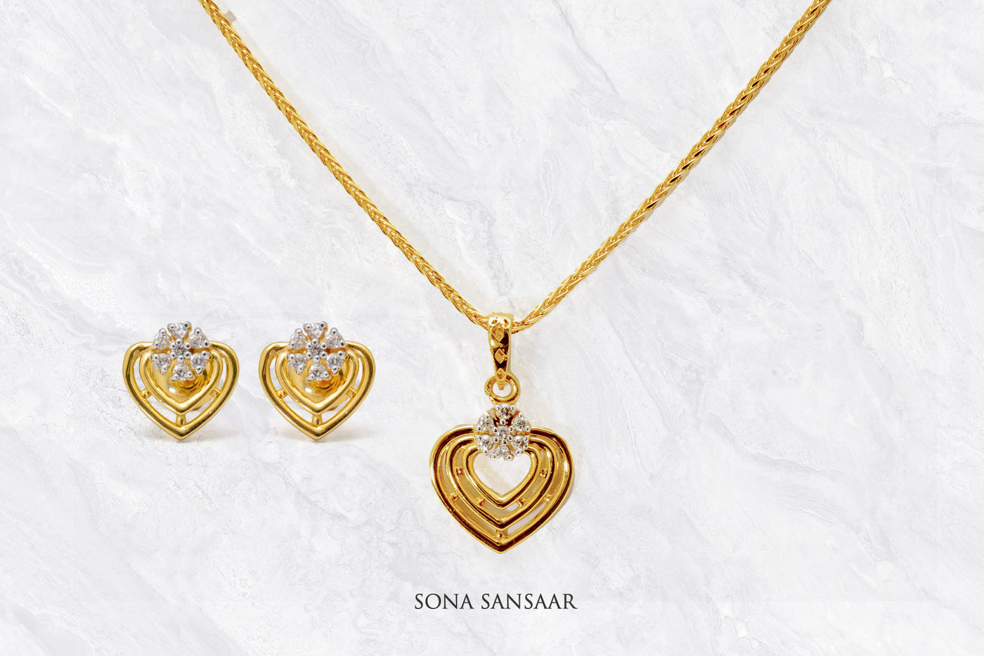 Embrace Heart Pendant Set | Sona Sansaar