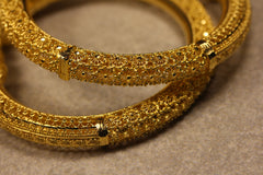 Genda Gold Bangle Pair