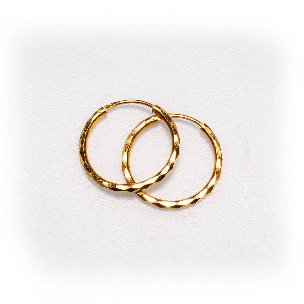 Classic 22K Yellow Gold Diamond-Cut Multi-Faceted Hoop Earrings | 2.32g High-Purity Solid Plain Gold, Timeless Sparkling Everyday Fine Jewelry