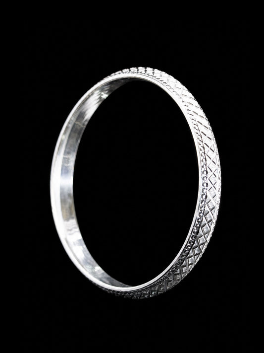 Men's Cross-Hatch Sterling Silver Bangle | 925 Solid Silver Kada 73mm