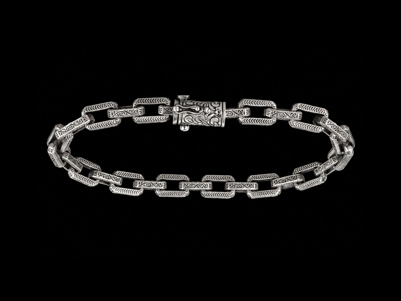 The Vanguard Heavy Sterling Silver Men's Bracelet – Four-Sided Boxed Byzantine Weave