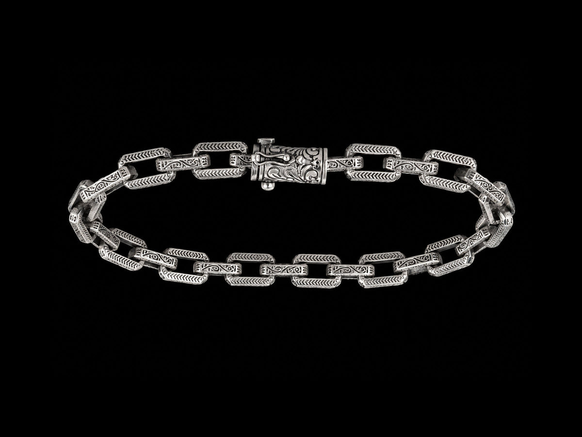 The Vanguard Heavy Sterling Silver Men's Bracelet – Four-Sided Boxed Byzantine Weave