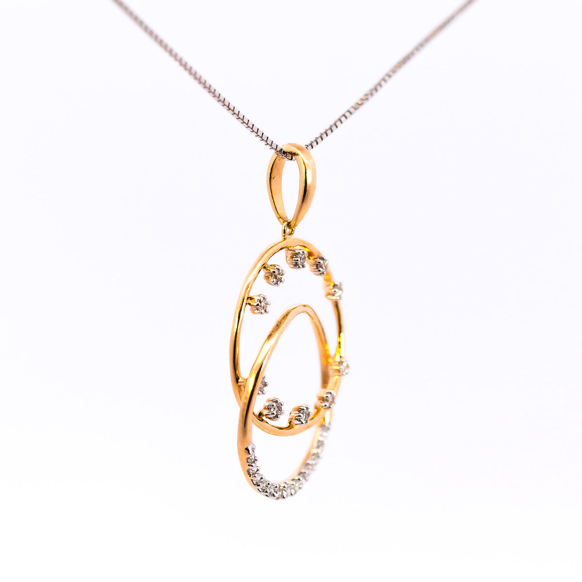 18K Yellow and White Gold Interlocking Eclipse Circle Pendant | 0.21 CT Brilliant VS-GH Diamonds, 23 Hand-Set Accent Stones, Two-Tone Geometric Fine Jewelry