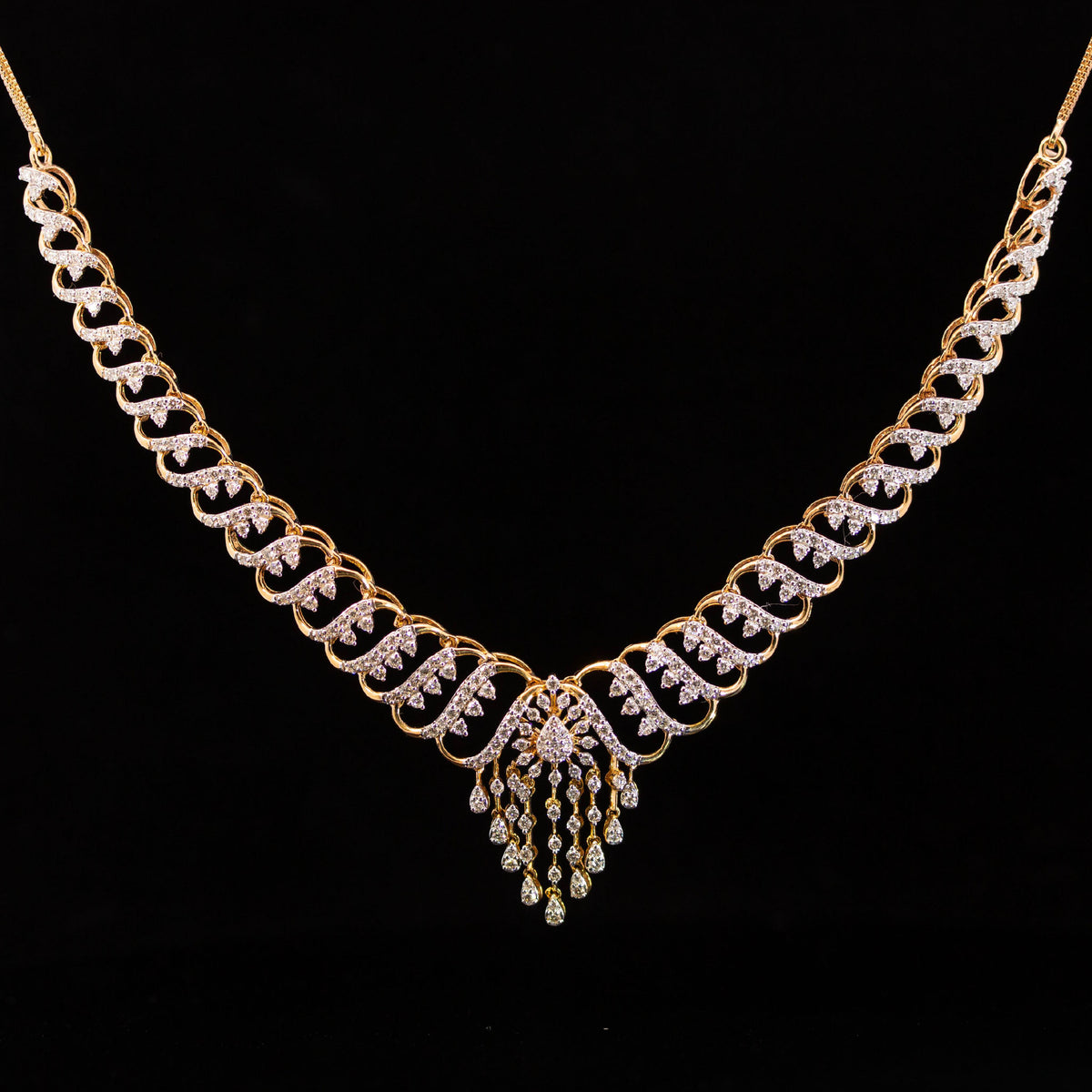 Luxury 18K Yellow Gold Wave Link Diamond Necklace & Earrings Set | 3.27 CTW Brilliant VS-SI Diamonds, 347 Stones, 25.07g Solid Gold Premium High Jewelry Bridal Ensemble