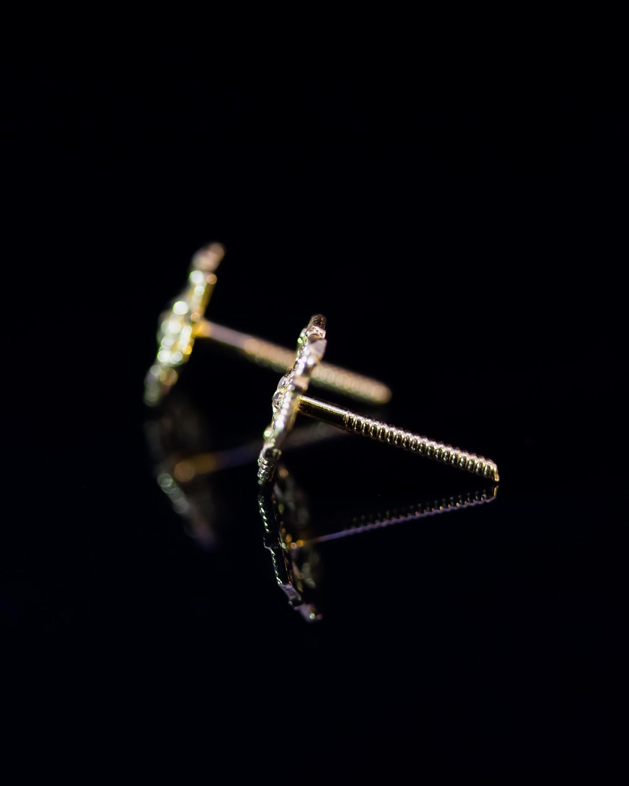 22K Gold Fancy Stud Earrings | Geometric Yellow Gold Filigree Studs NZ