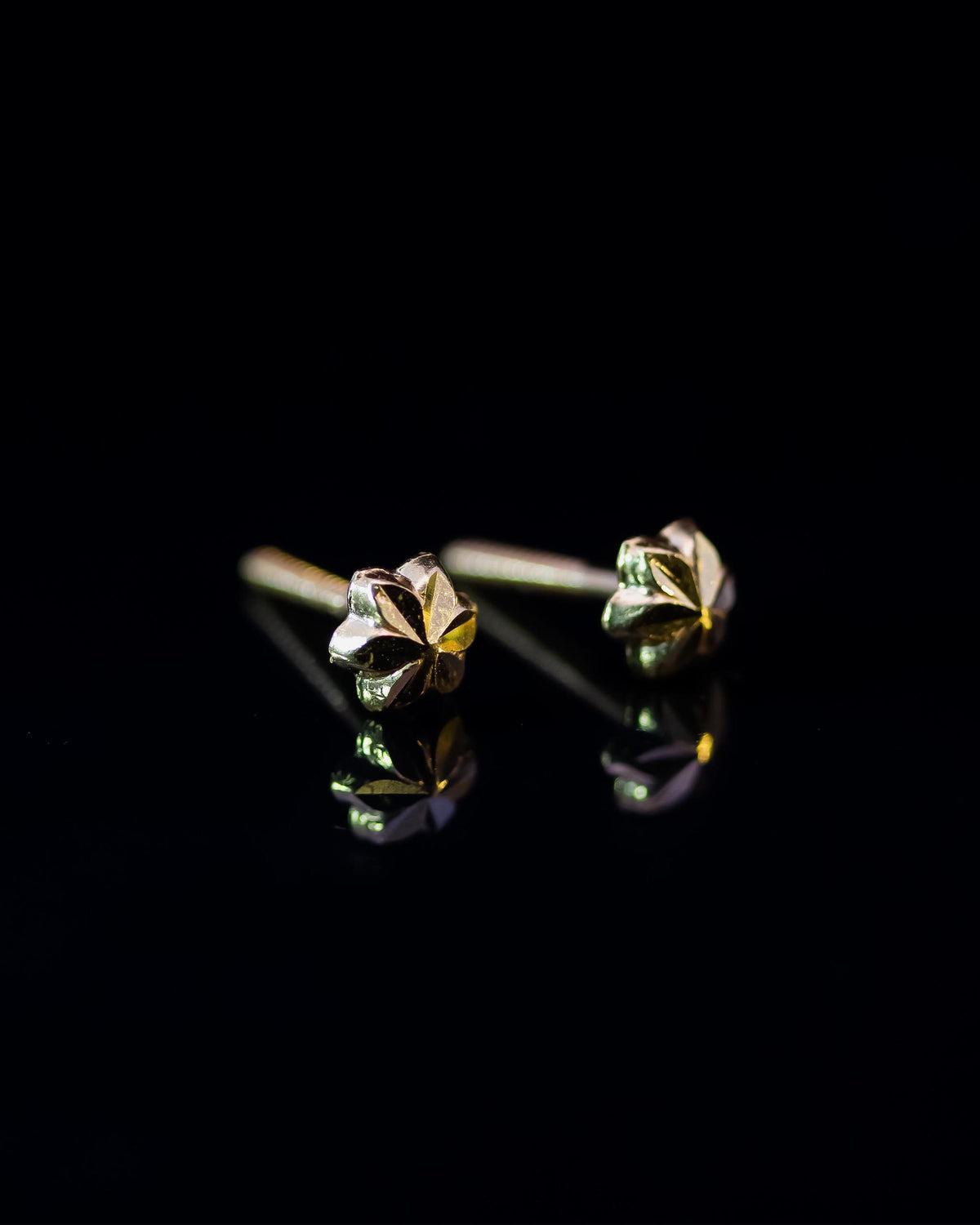 22K Gold Small Fancy Stud Earrings | Dainty Yellow Gold Starburst Studs NZ