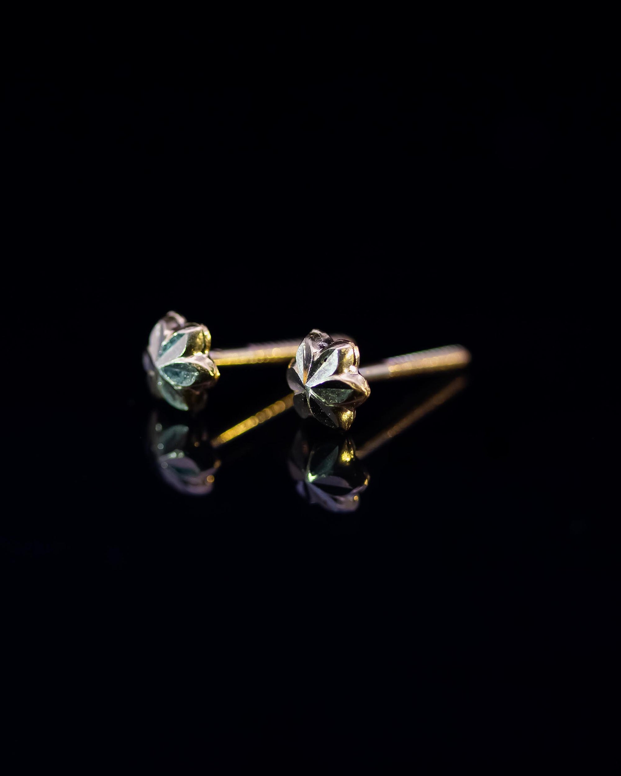 22K Gold Small Fancy Stud Earrings | Dainty Yellow Gold Starburst Studs NZ