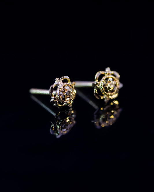22K Gold Fancy Stud Earrings | Round Yellow Gold Filigree Flower Studs NZ