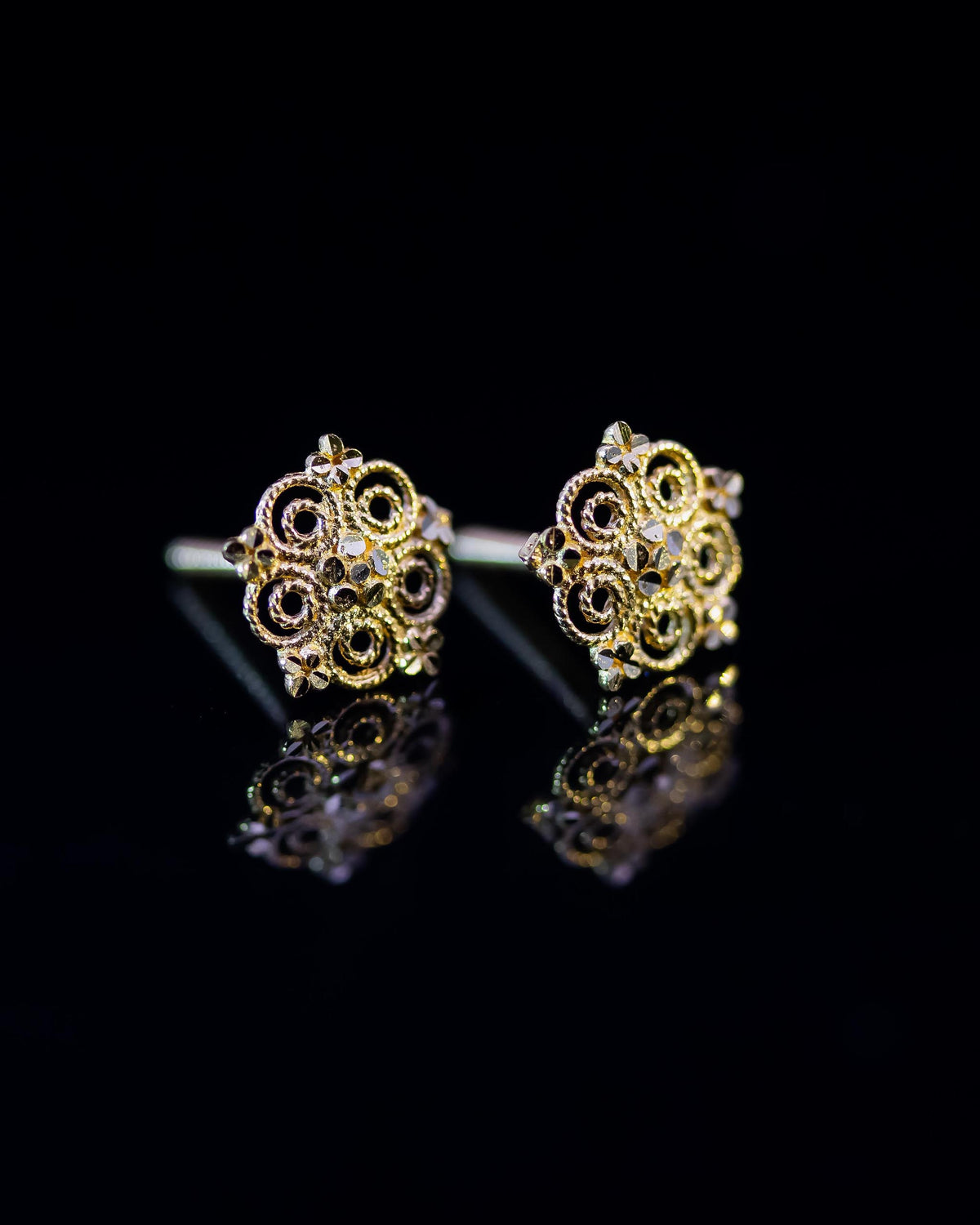 22K Gold Flower Stud Earrings | Yellow Gold Filigree Mandala Studs NZ