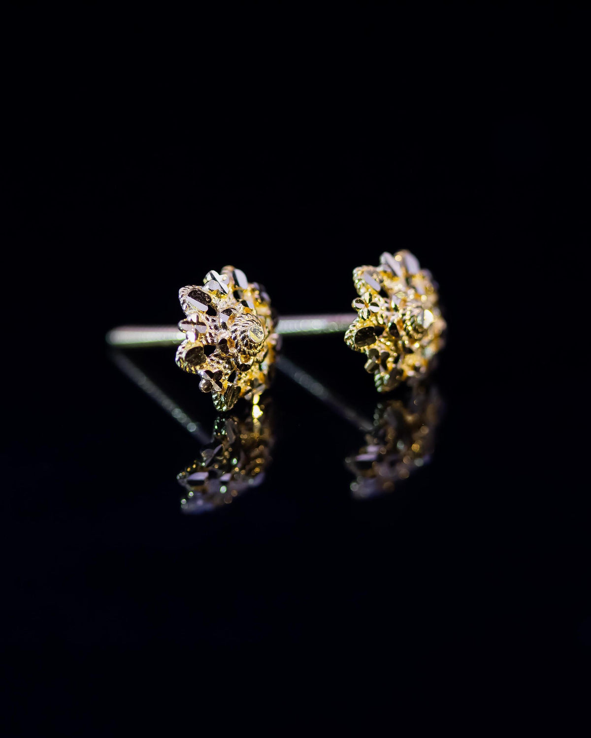 22K Gold Fancy Stud Earrings | Ornate Yellow Gold Textured Flower Studs NZ