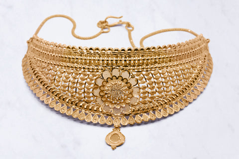 Traditional Filigree Choker Necklace and Earrings Set
