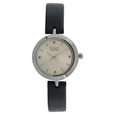 Buy Titan Raga Women Show Stopper Bracelet Style Analogue Watch 95283SM01 -  Watches for Women 27423320 | Myntra