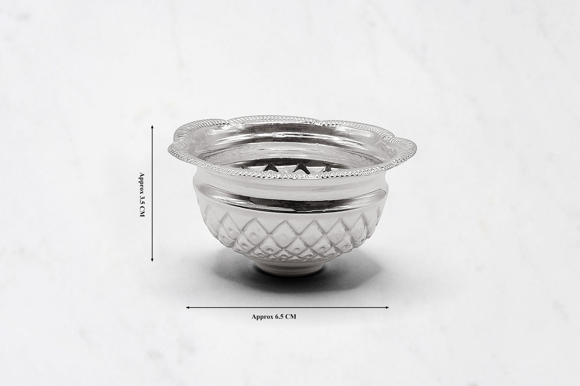 Medium Scallop Bowl