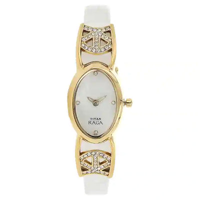 Buy TITAN Womens Raga Espana Rose Gold Dial Metallic Analogue Watch And  Bracelet - 2581WM01 | Shoppers Stop